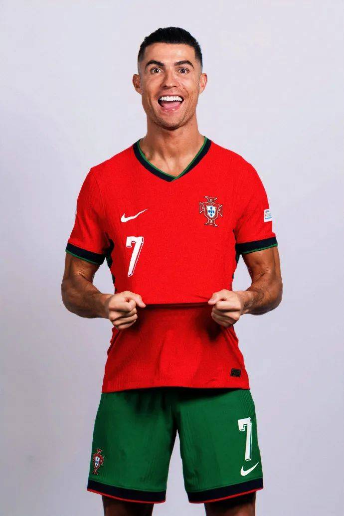 篮球湖人球员关键三分命中率高（湖人球员关键时刻三分命中率出众）