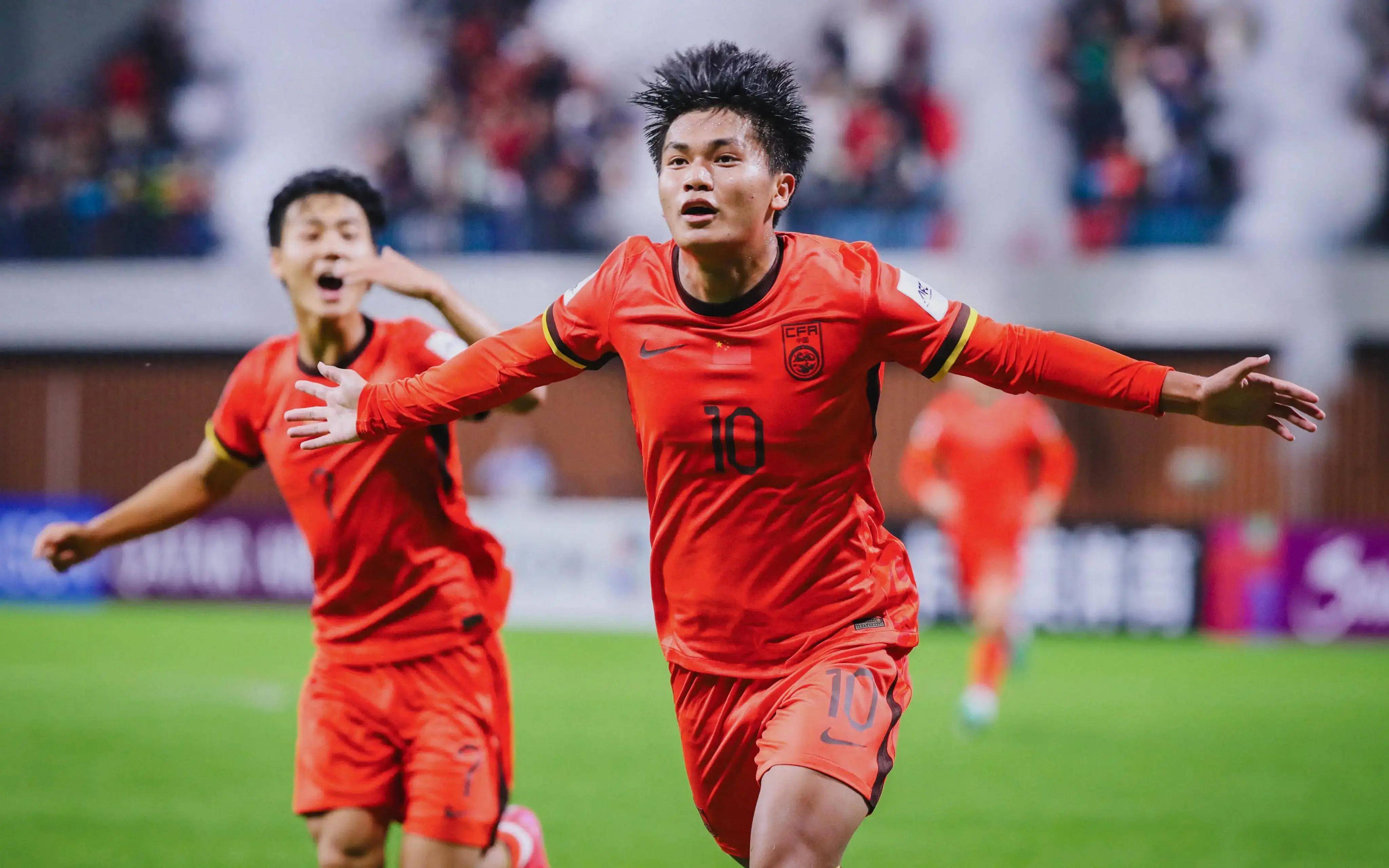 埃泽：阿尔特塔的热情有感染力，我已完全融入阿森纳的环境中（埃泽称赞阿尔特塔激情富有感染力：我已完全融入阿森纳）