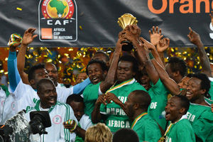 NBA战报：约翰逊29分12板12助，老鹰130-123击败骑士（约翰逊轰29+12+12，老鹰130-123力克骑士）