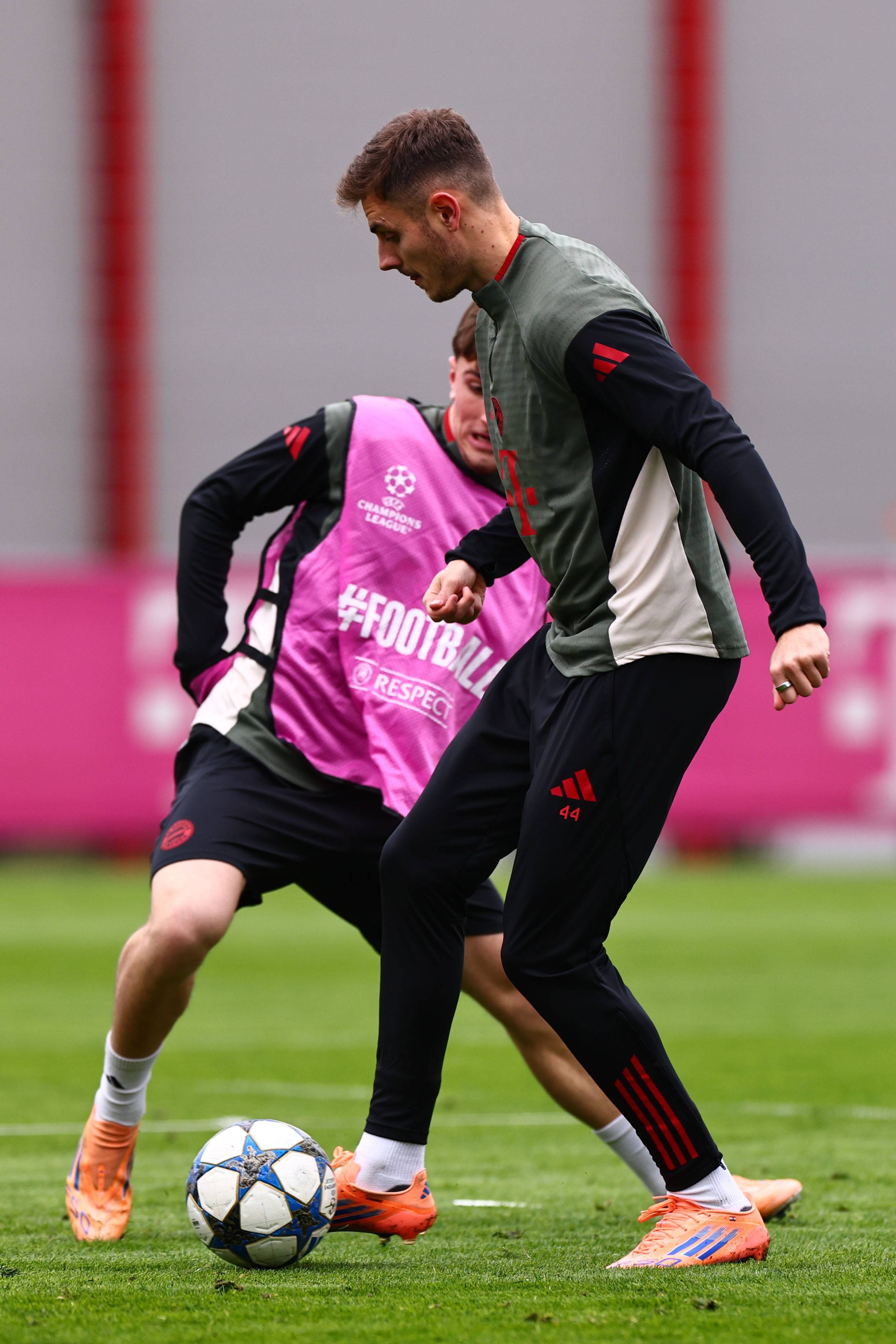 德国鏖战韩国，险胜夺铜牌，创欧洲球队混团世界杯最佳战绩（德国险胜韩国摘铜，刷新欧洲队混团世界杯历史最佳）