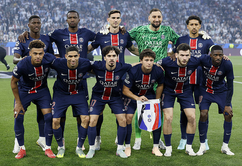 李新翔：我的第一次中超冠军；海港是冠军，连冠无人能撼动（李新翔收获中超首冠：海港加冕，连冠之势难撼）