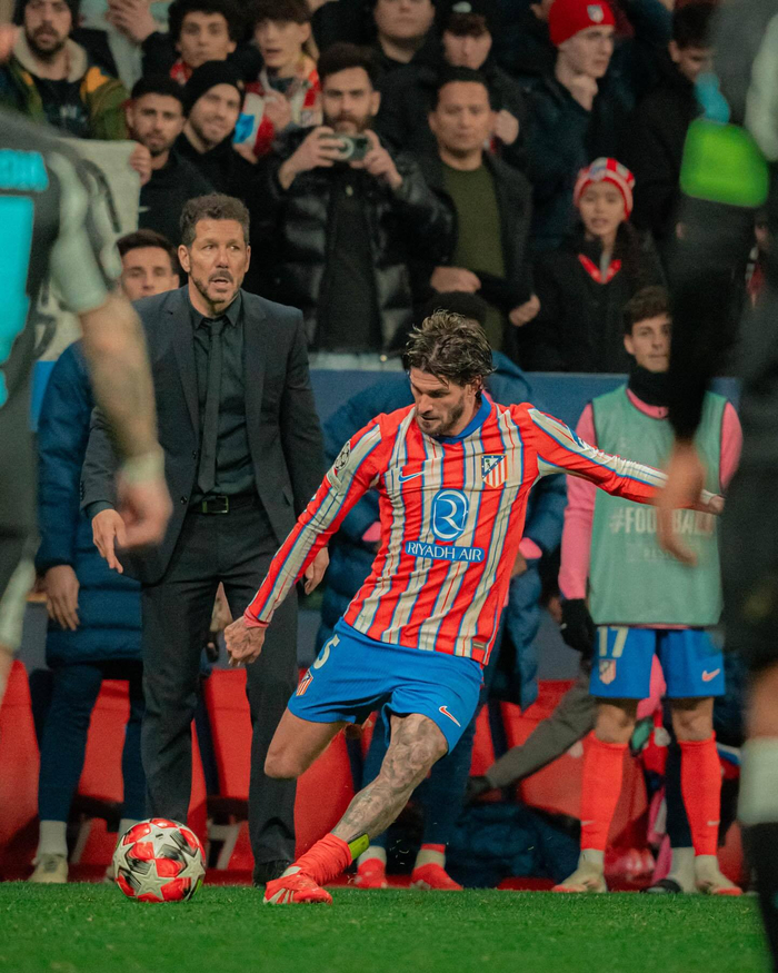 图拉姆对伤兵满营利物浦保持警惕期待国际米兰在欧冠联赛接受考验（图拉姆警惕伤病困扰的利物浦，盼国米在欧冠迎来检验）